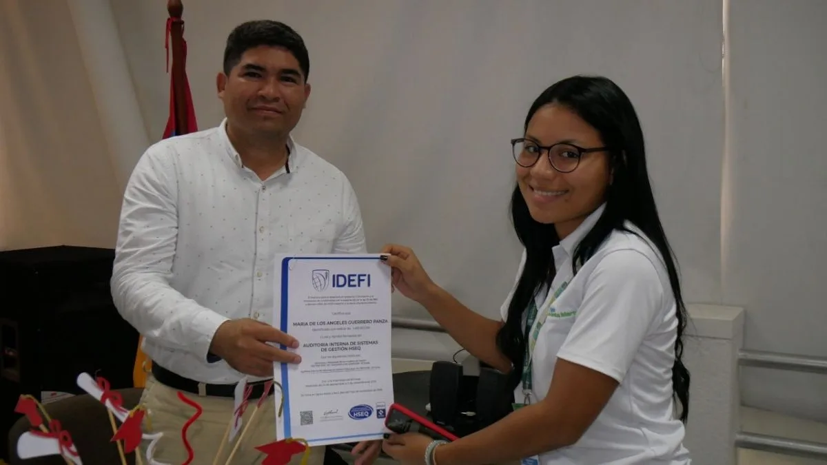 capacitaciones-certificados-empleados-puerto-santa-marta