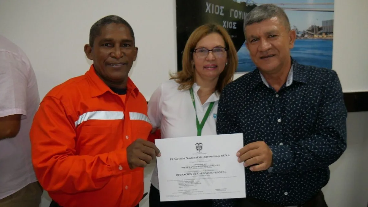 empleados-puerto-de-santa-marta