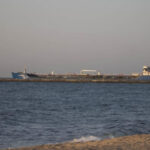 Otros seis barcos cargados con granos salen de Ucrania