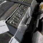 EEUU podría bloquear las importaciones de aluminio ruso: fuente