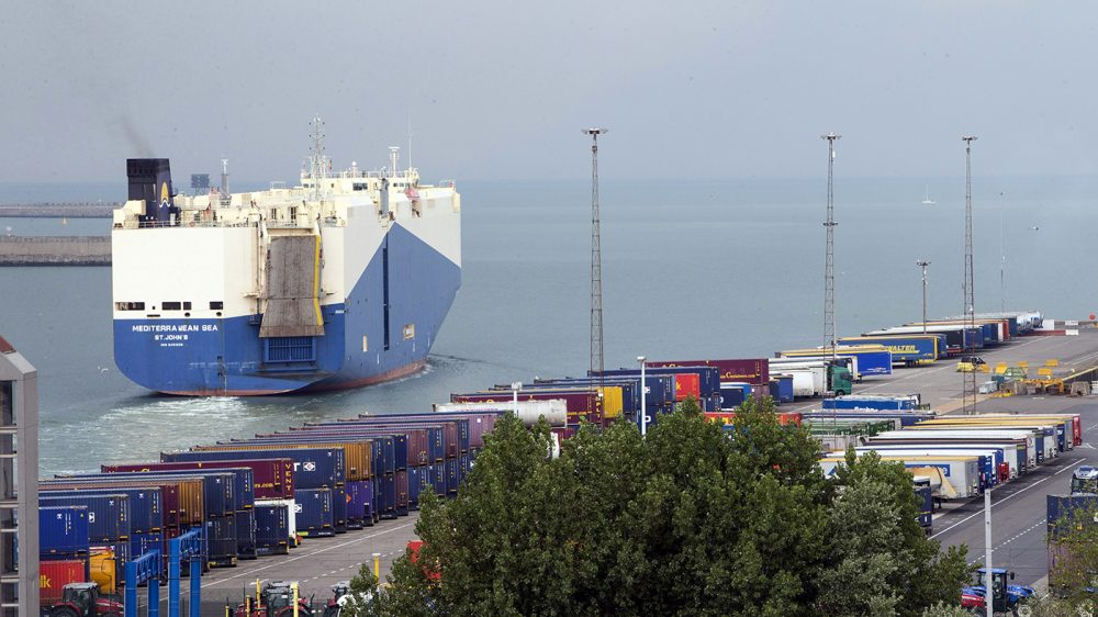El transporte marítimo pagará en Europa por sus emisiones a partir de 2024