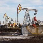 El precio del petróleo se dispara tras el anuncio de recortar más de un millón de barriles diarios