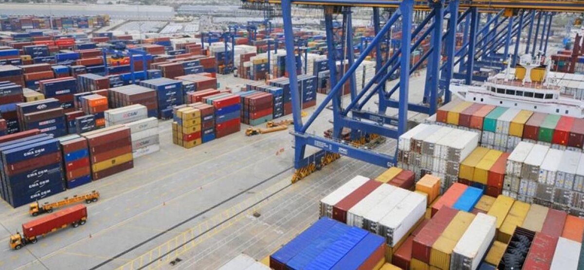 Fuerte desaceleración en las exportaciones de Latinoamérica en el primer trimestre de 2023