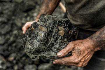 Prohibición de nuevos contratos de carbón, ¿una encrucijada para La Guajira?