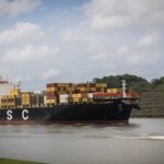Navieras pagan millones de dólares por cruzar más rápido el canal de Panamá