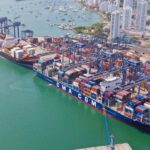 En caída libre ventas y compras colombianas al exterior