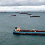 El Canal de Panamá ajusta los tránsitos diarios de buques