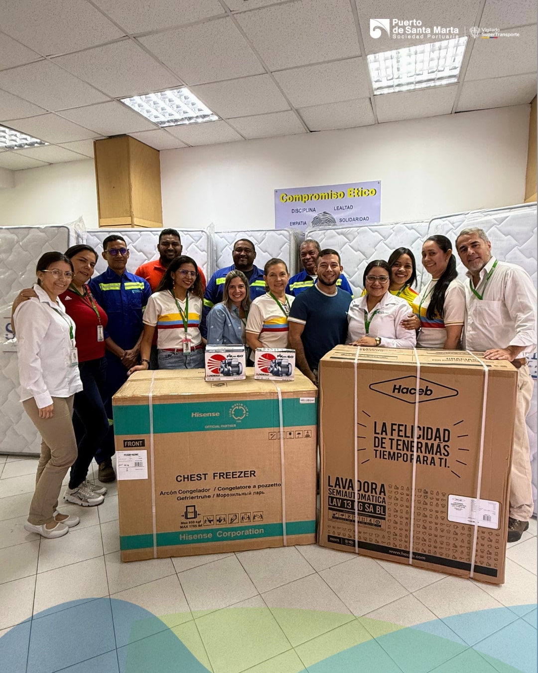 La familia Puerto de Santa Marta se une en solidaridad con los afectados por la ola invernal de Agosto